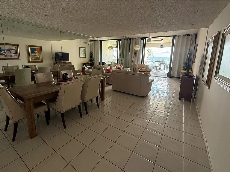 520 N Ocean Blvd #13 — Photo 7