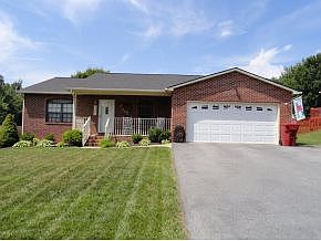 1st image of 3305 Lita Dr