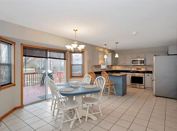 5th image of 3301 Norwood Ct