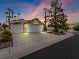 4866 Carefree Dr, Las Vegas, NV 89122