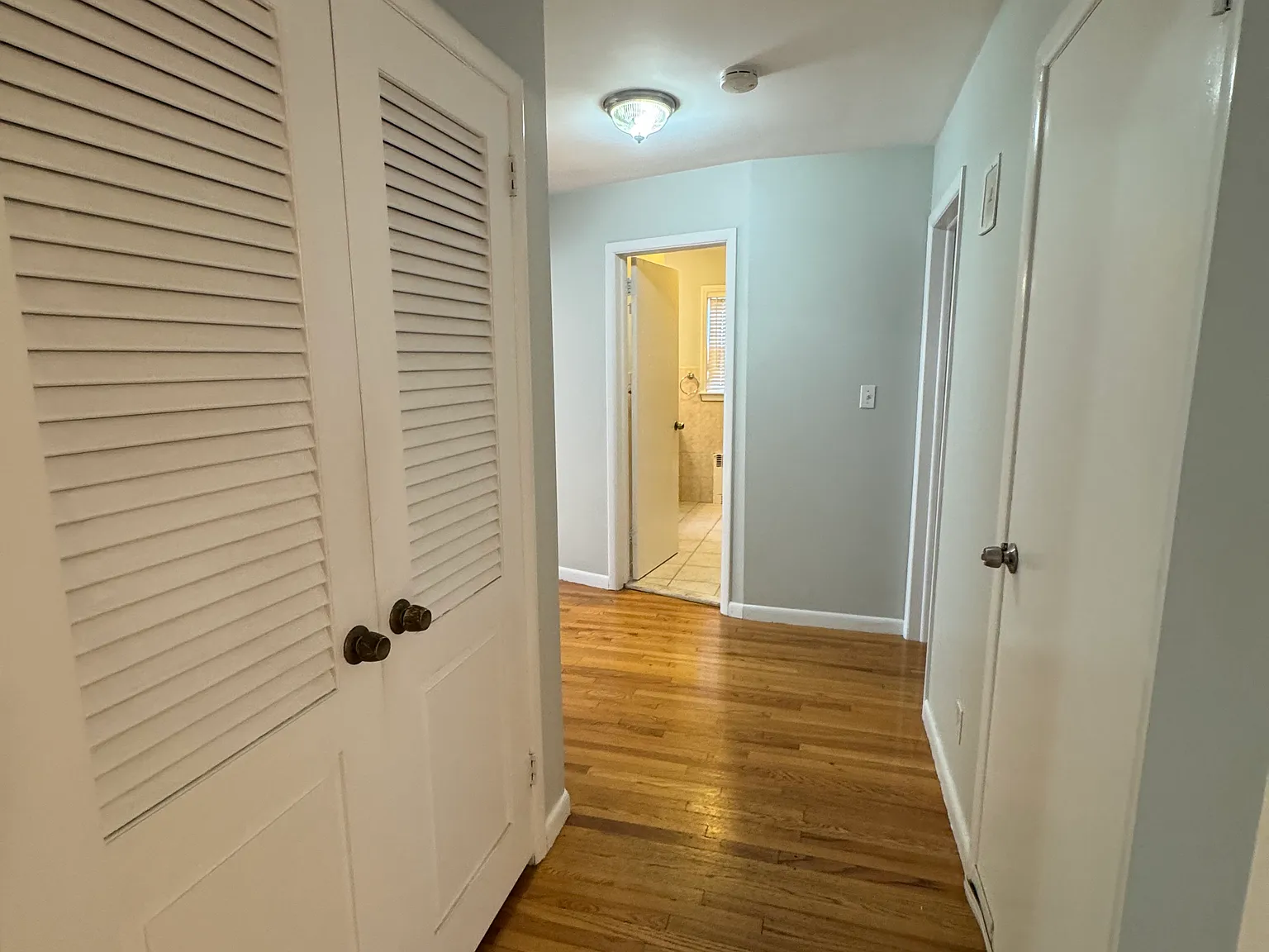 3 bed, $2,700 — Photo 1