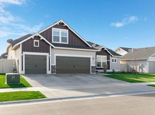 1037 E Springloyd St, Meridian, ID 83642