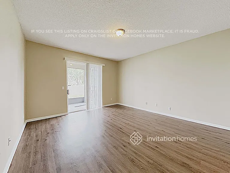 208 Farrington Ln — Photo 7