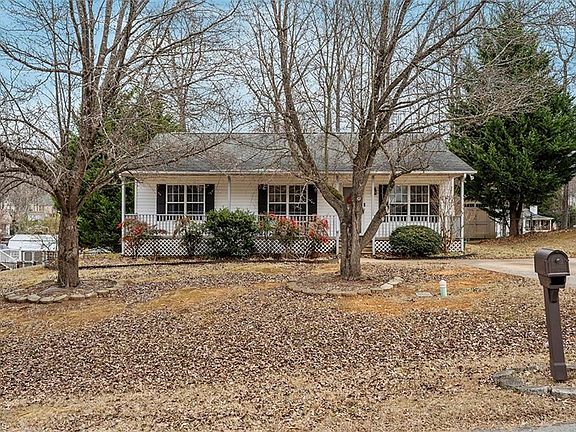 2nd image of 113 Falling Creek Dr