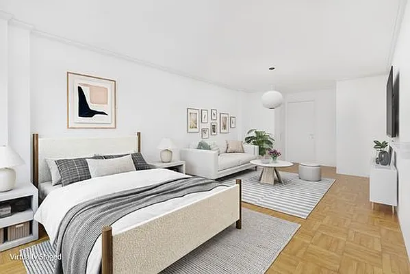 Sold by Compass | media 1