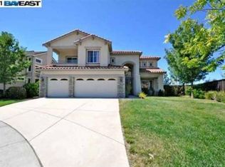 5405 Oakstone Ct, Concord, CA 94521