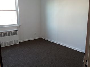 4058 Case St, Elmhurst, NY 11373