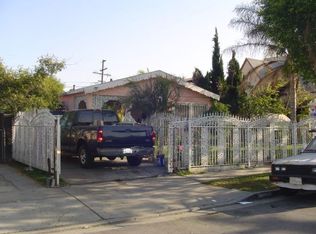 1542 W 102nd St, Los Angeles, CA 90047