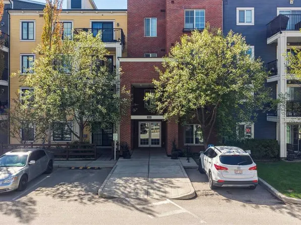 755 W Copperpond Blvd SE #1204, Calgary, AB T2Z 4R2