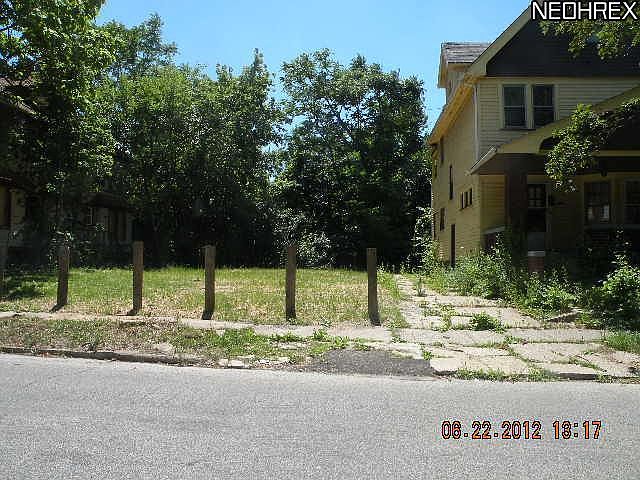 1st image of 1536 Lakefront Ave