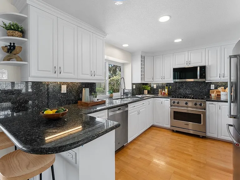 3412 Celinda Dr — Photo 8