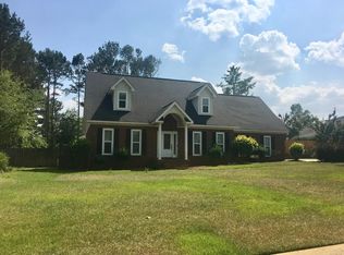 102 Crichton Ct, Dothan, AL 36305