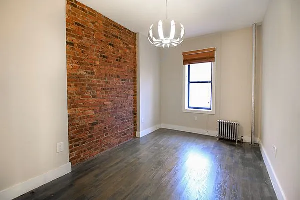 Rented by Elite NY Holdings | media 15