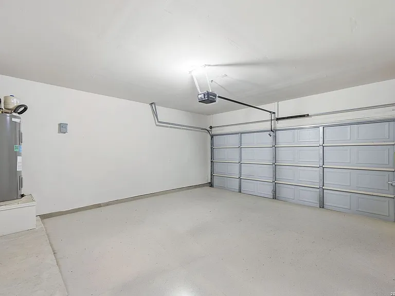 12918 Lilly Pass — Photo 28