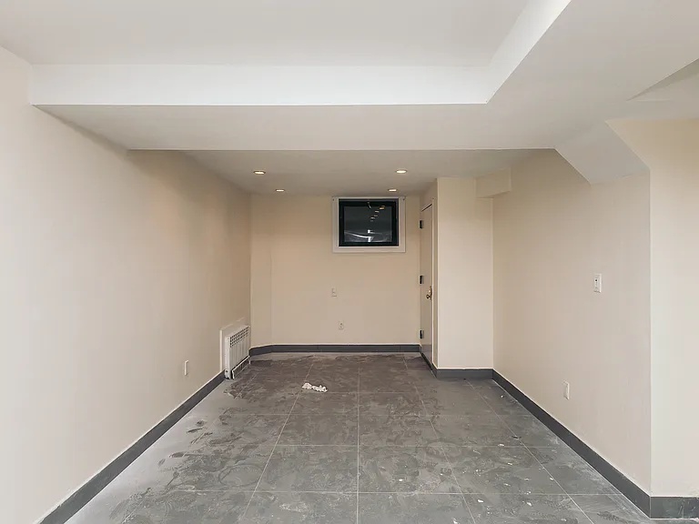 179 Knickerbocker Ave #1L — Photo 16