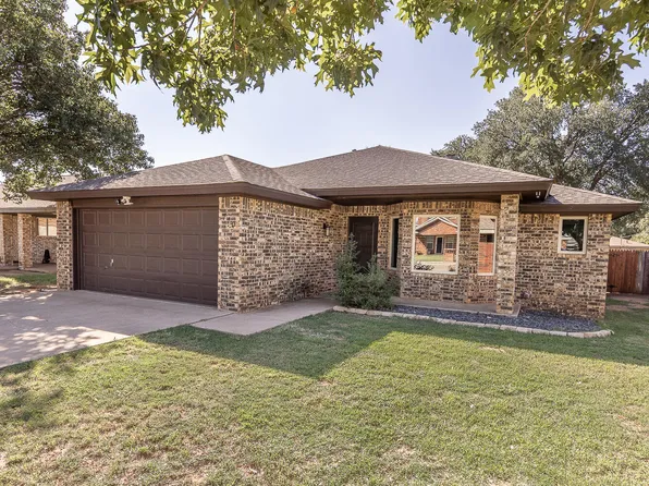 710 15th St, Shallowater, TX 79363