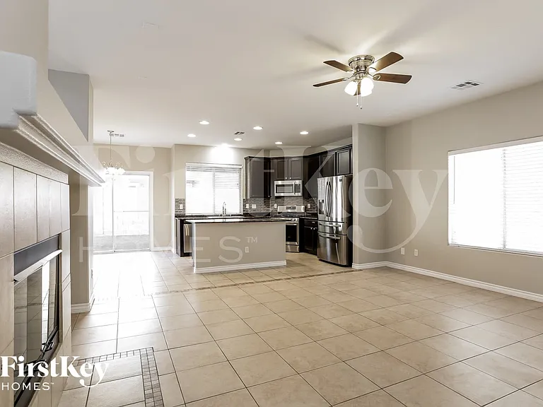 324 Sierra Breeze Ave — Photo 5