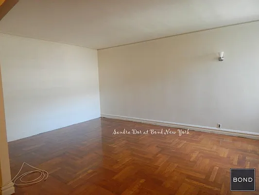 Rented by Bond New York | media 9