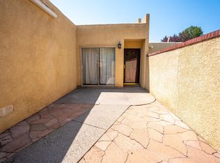 42 Pheasant Hill Dr NE, Albuquerque, NM 87111