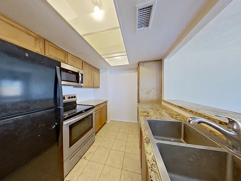 57 W Townhouse Ln — Photo 11