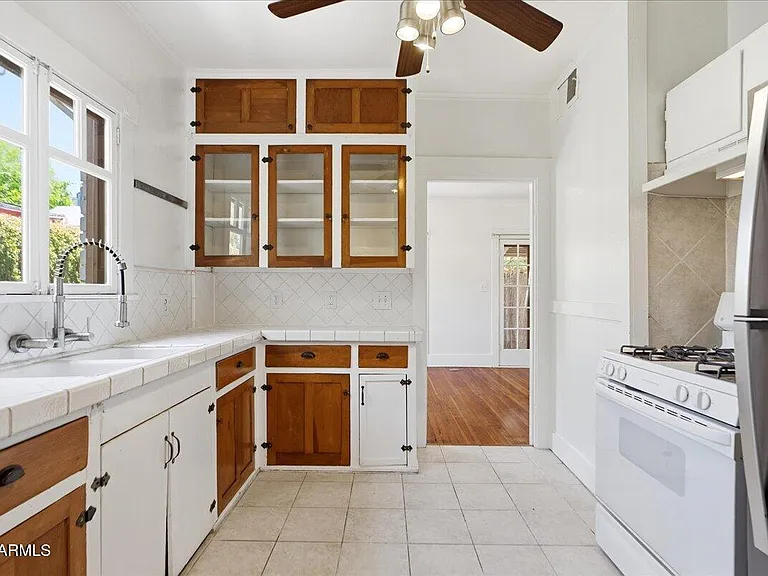 930 E Coronado Rd #BACK — Photo 9