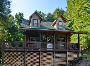 226 Golden Rod Ln, Waynesville, NC 28786