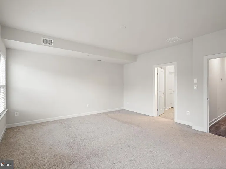 43467 Grandmoore St — Photo 27