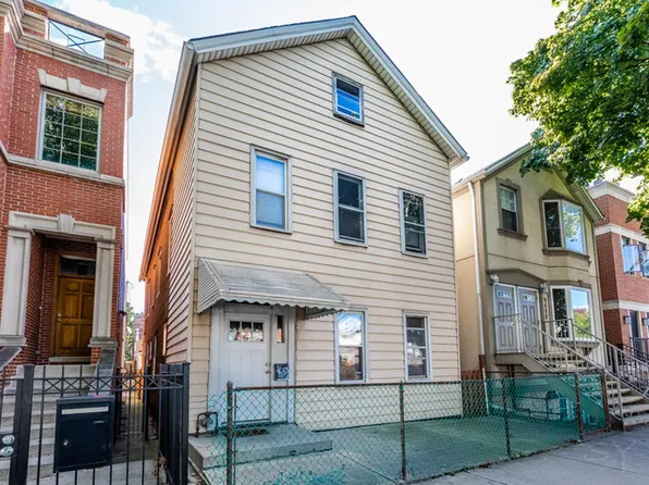 2421 N Greenview Ave, Chicago, IL 60614