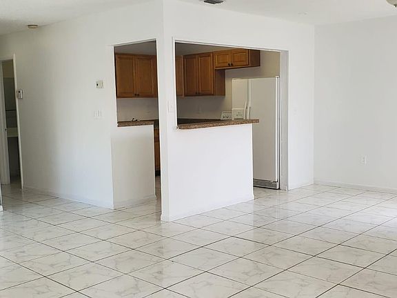 5th image of 19421 NW 53rd Ct