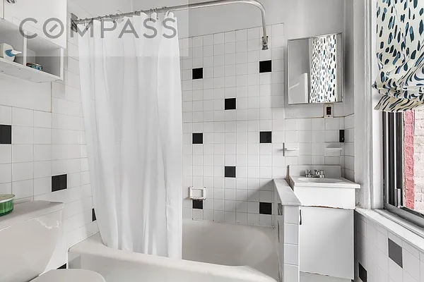 Rented by Compass | media 5