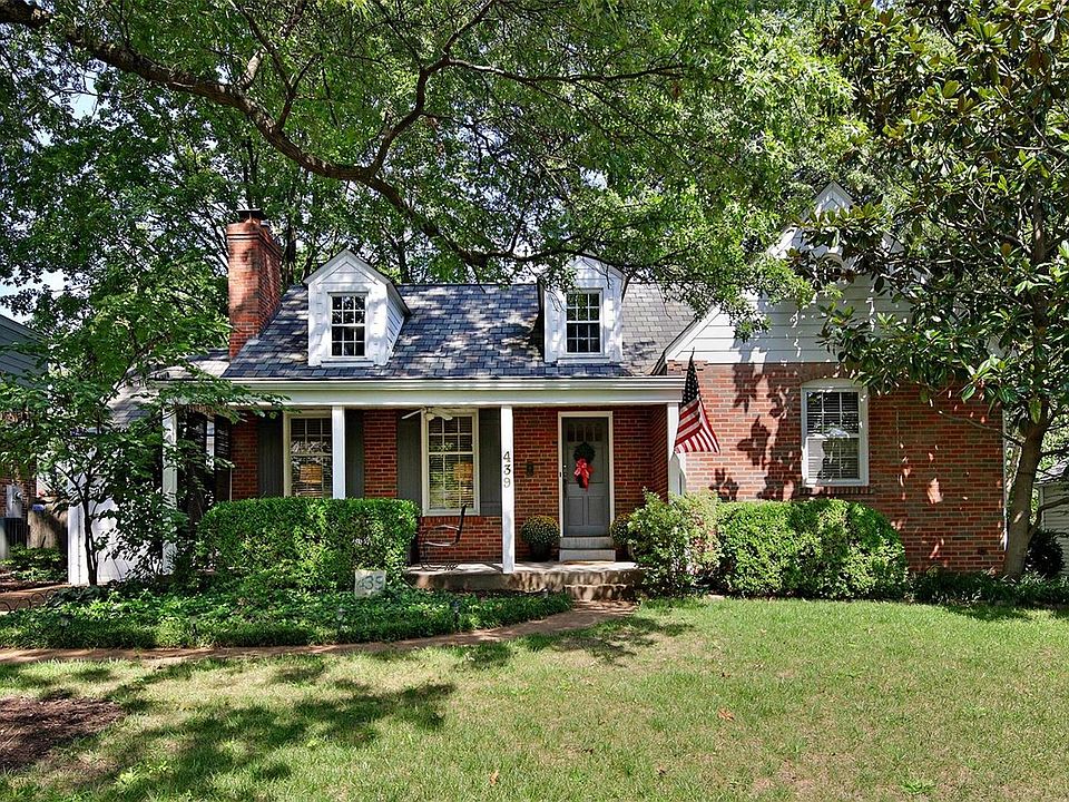 1st image of 439 Fairway Ln