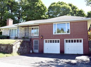 6 Derrick Ave, Troy, NY 12180