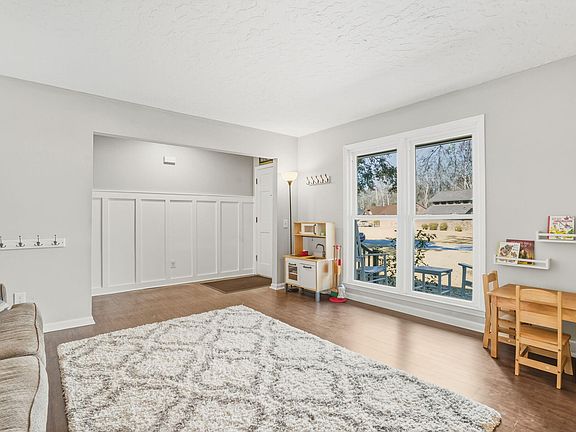 5th image of 214 Turtle Cove Rd