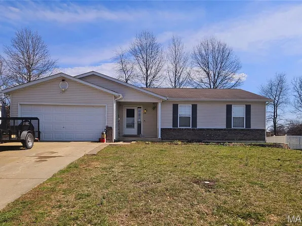 201 Whitetail Crossing Dr, Troy, MO 63379