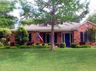 6313 Canyon Trl, Lake Worth, TX 76135