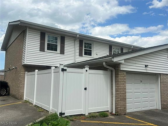 4th image of 9 Meadowlawn Dr Unit 24