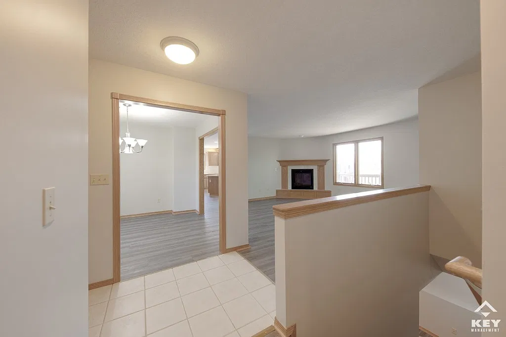 4 bed, 2954 sqft, $2,750 — Photo 2