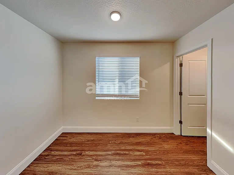 2645 W 3290 S — Photo 14