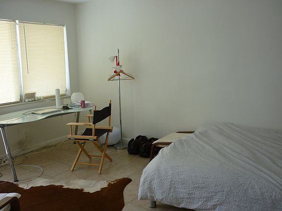 5th image of 15 SE 2nd St