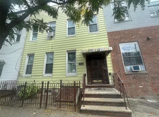 1926 Harman St, Flushing, NY 11385