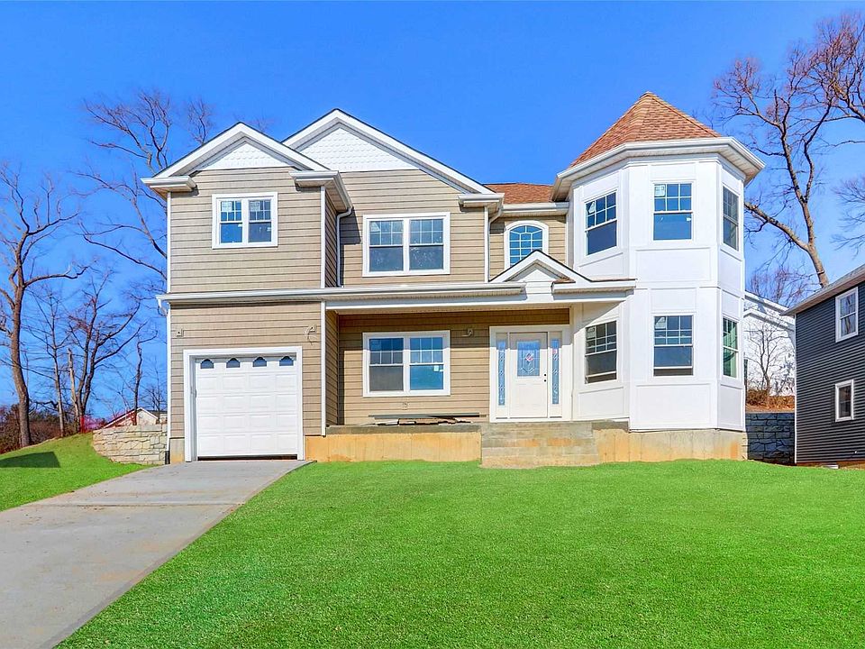 1st image of 7 Toretta Ln