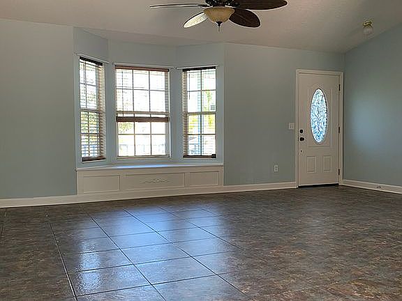 2nd image of 305 Morningview Dr