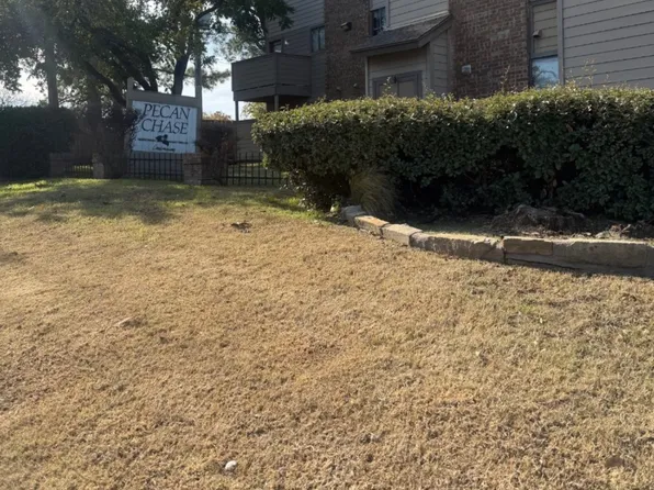 1600 Pecan Chase Cir, Arlington, TX