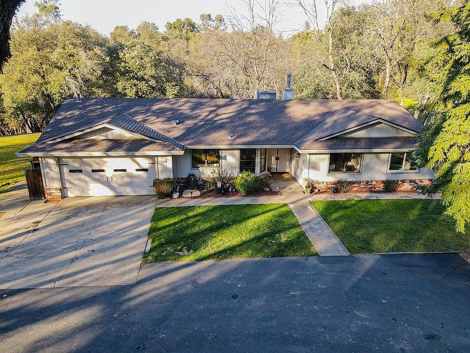 1st image of 16771 W Hill Dr