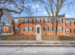 4616 Harrison St #1W, Kansas City, MO 64110