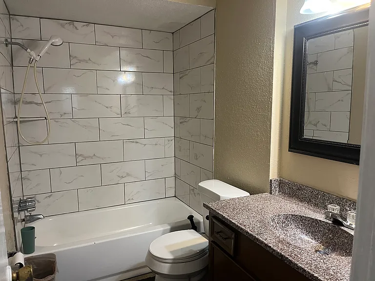 1503 Donovan St #8 — Photo 5
