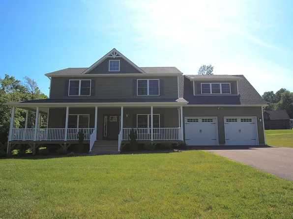 45 Frank St, New Windsor, NY 12553
