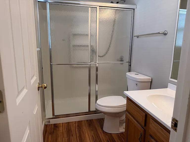 276 Pleasant Pointe Dr — Photo 21