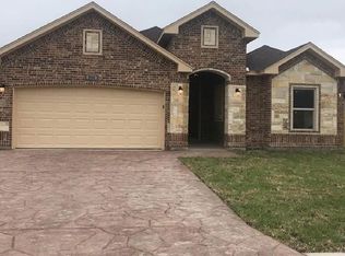 304 Los Laureles Dr, San Juan, TX 78589