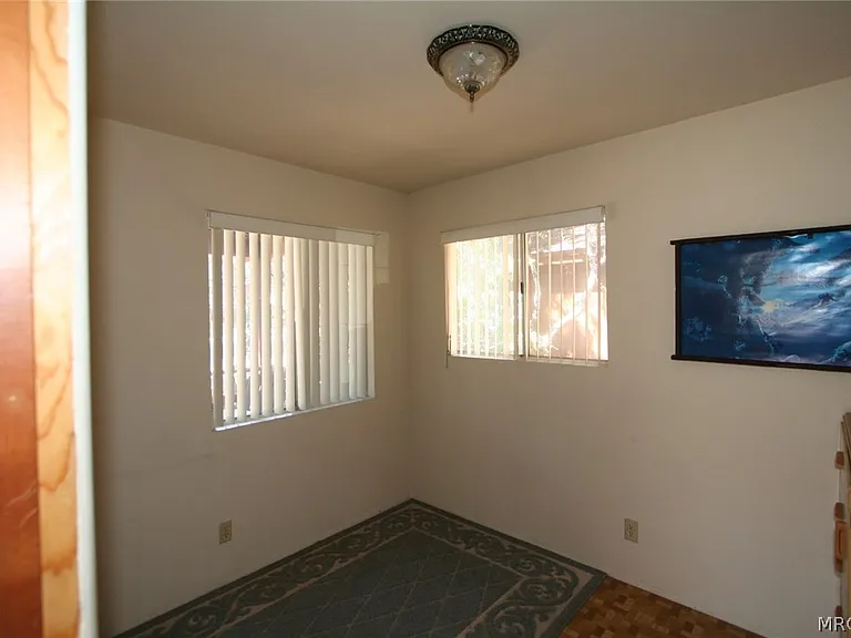 457 Cedar Ln — Photo 8